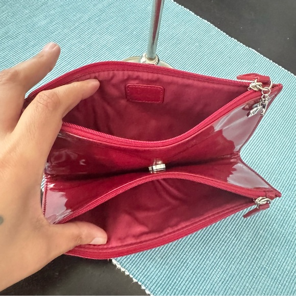 Dior Beauty Red Patent Leather Cosmetic Pouch - Picture 6 of 8